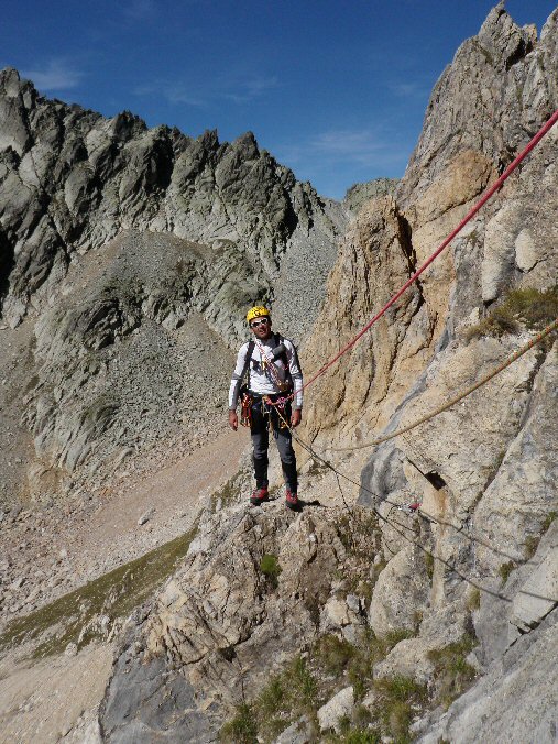 Aiguille de la Nova 020.jpg - Petite pause sur l'peron